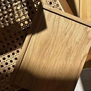Samples of veneered doors