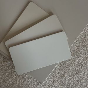 Samples of lacquered doors